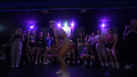 twerk loop 4 nn