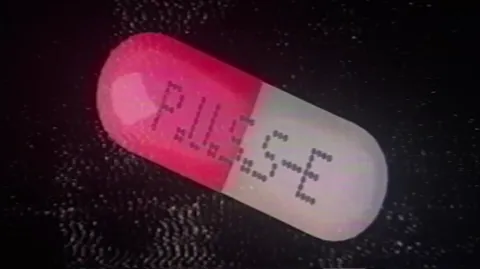 P U S S-E