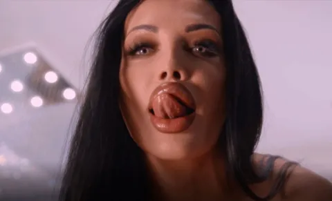 Bimbo Doll