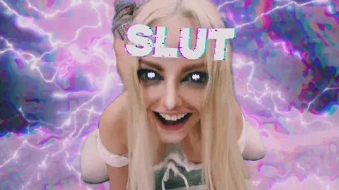 Dirty toilet slut