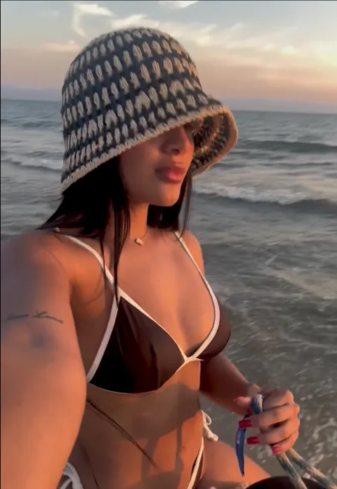 BADDIE SEASON