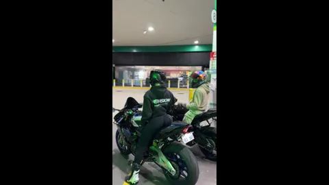 Moto Sluts