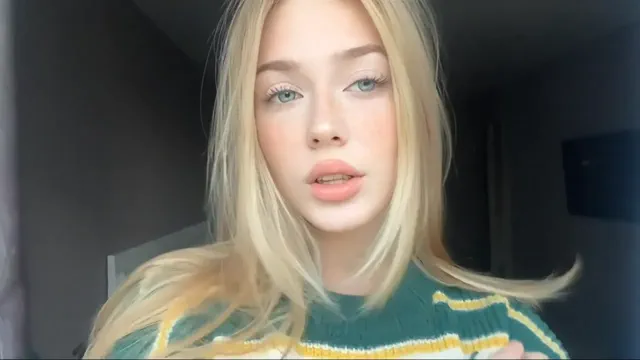 Faceporn and Gym girls comp