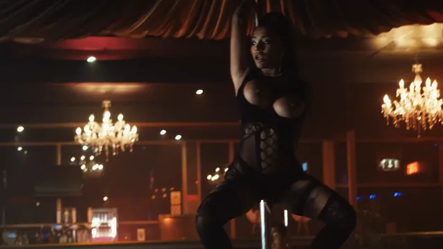 Yasmina Khan - Short PMV