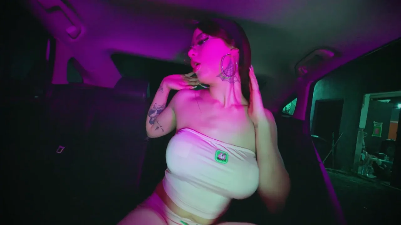 Thumbnail at 0:40