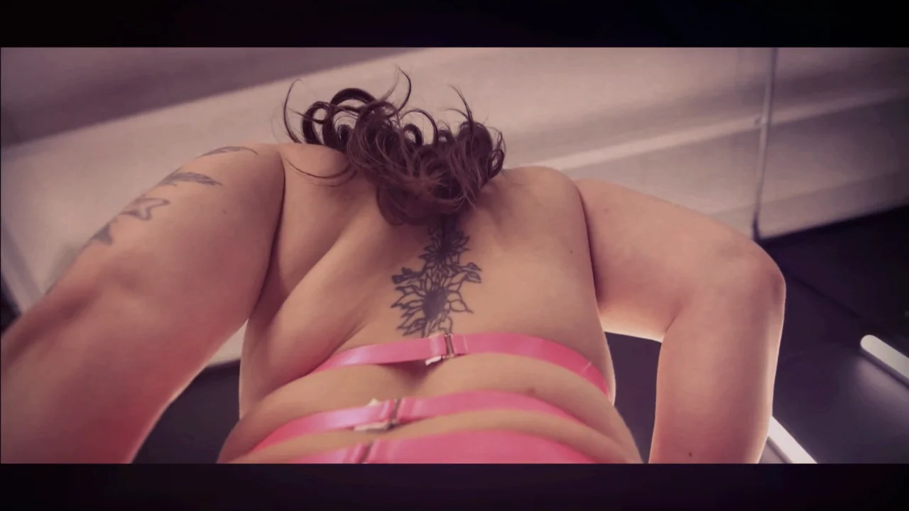 Thumbnail at 3:00