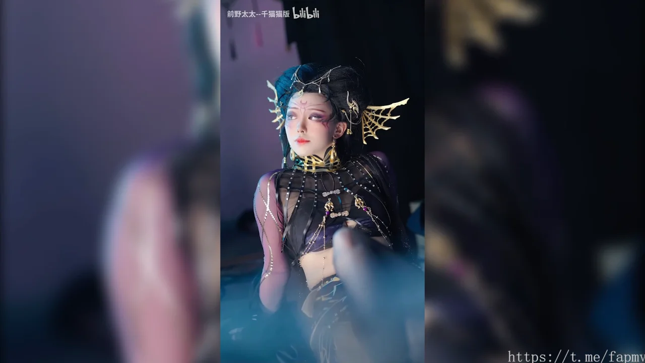 Thumbnail at 0:25