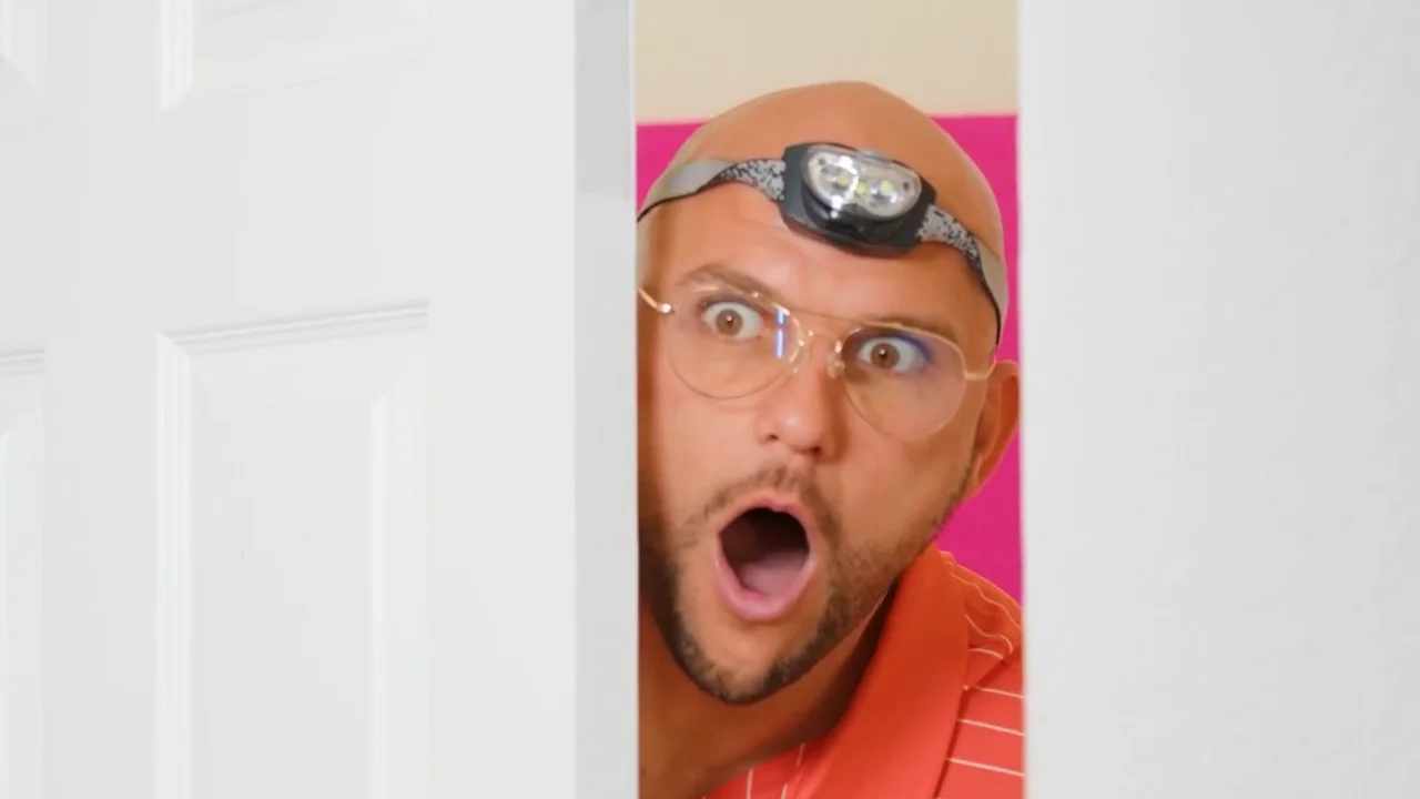 Thumbnail at 0:39