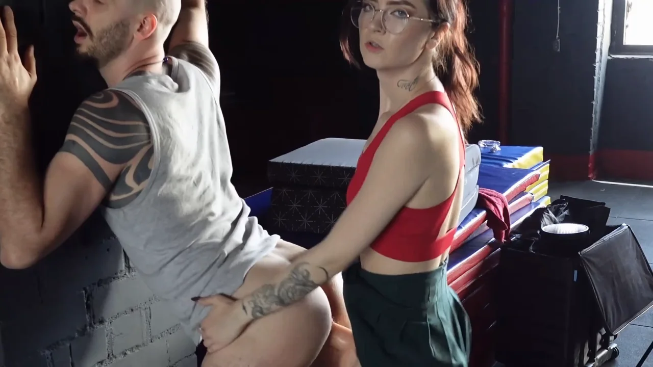 Thumbnail at 0:32