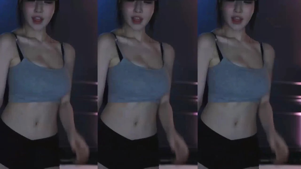 Thumbnail at 0:32