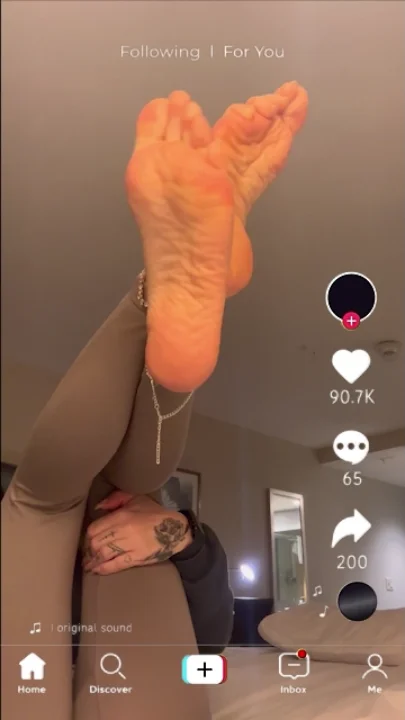 Thumbnail at 1:39