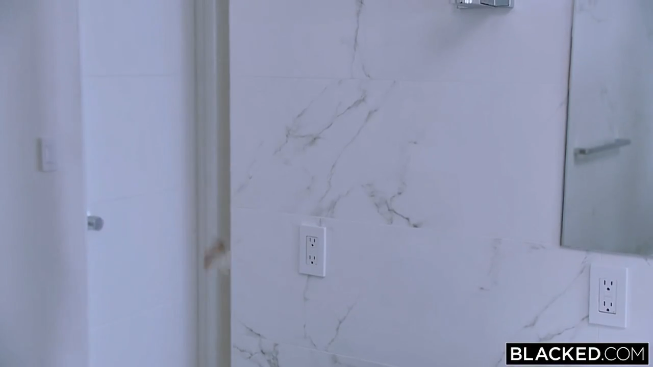 Thumbnail at 0:44