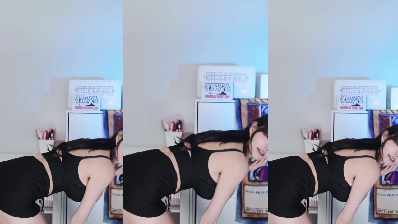 Thumbnail at 1:40