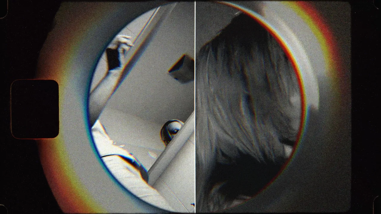 Thumbnail at 0:44