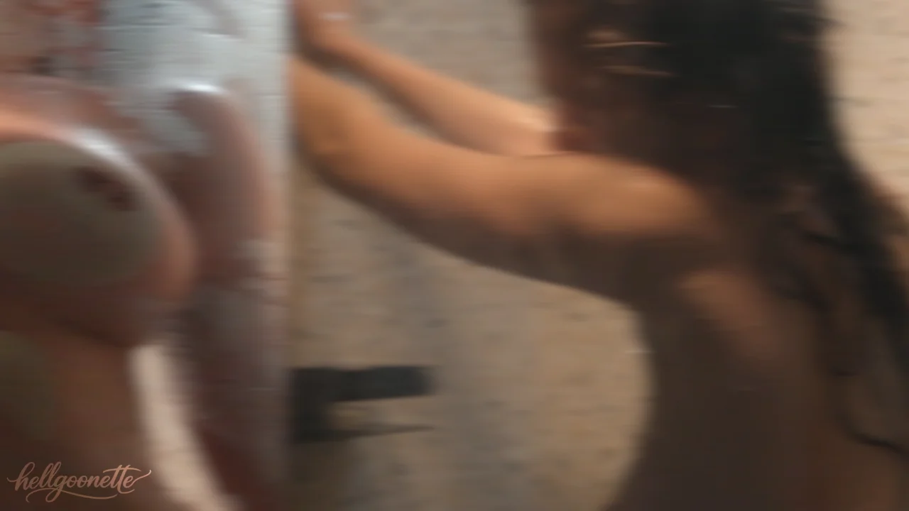 Thumbnail at 0:44
