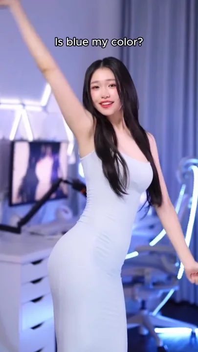 Thumbnail at 0:02