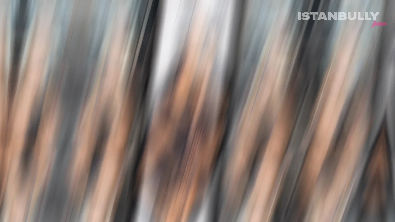 Thumbnail at 0:29