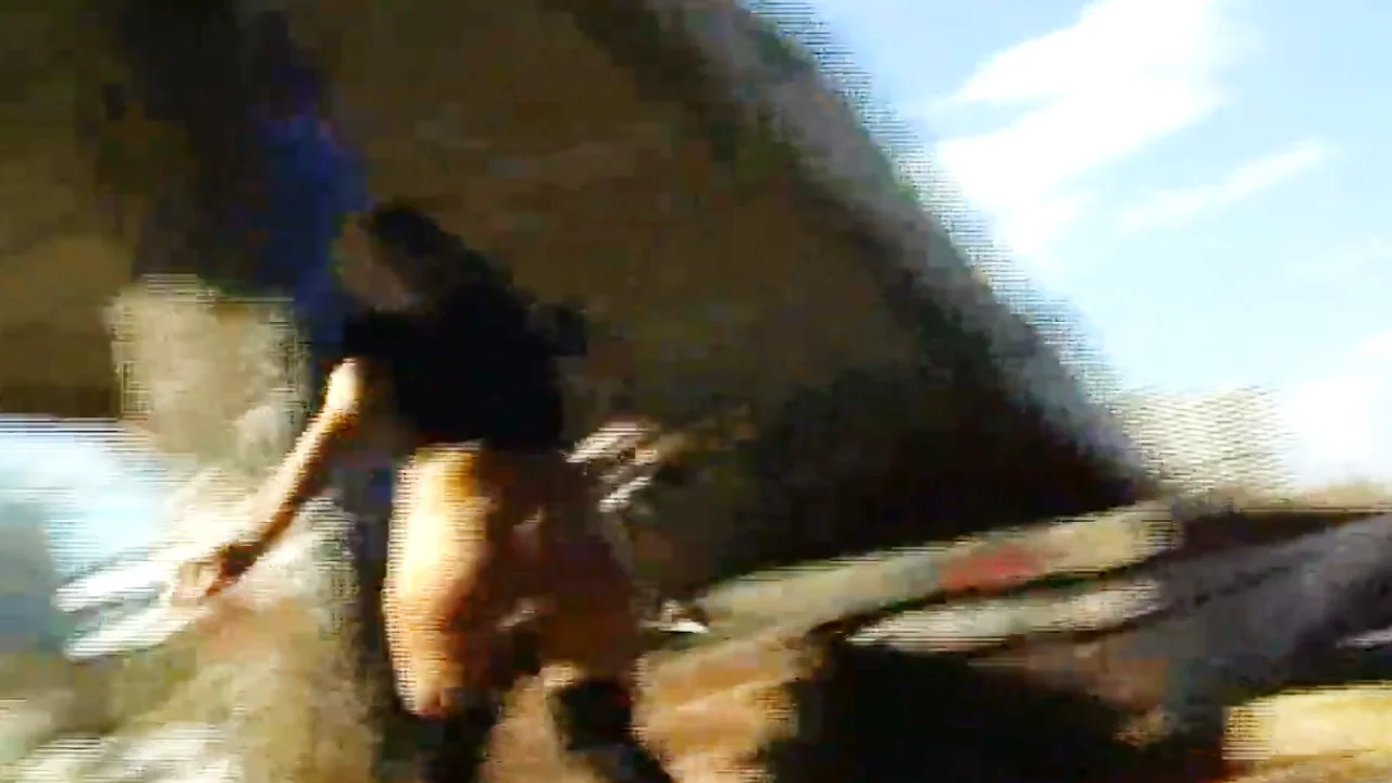 Thumbnail at 0:04