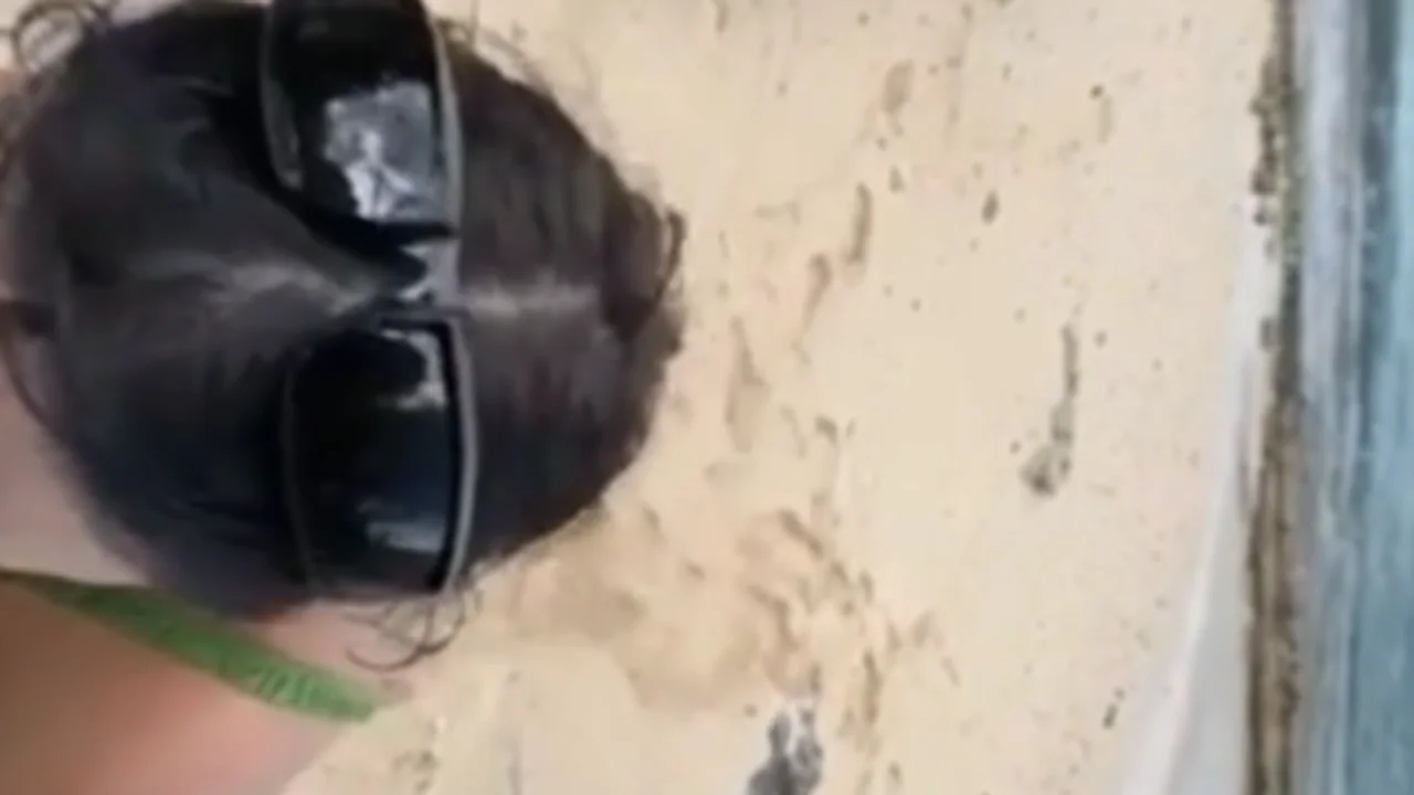 Thumbnail at 0:34