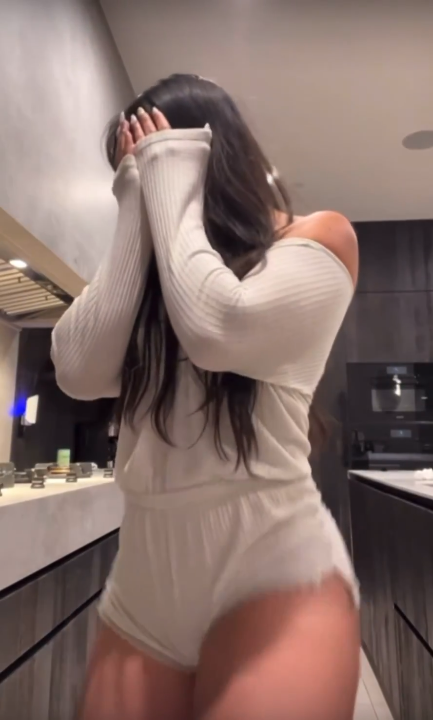 Thumbnail at 0:39