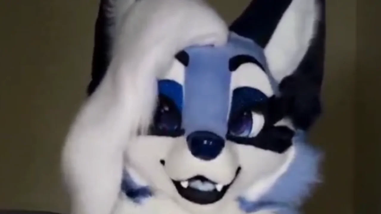 Thumbnail at 0:22