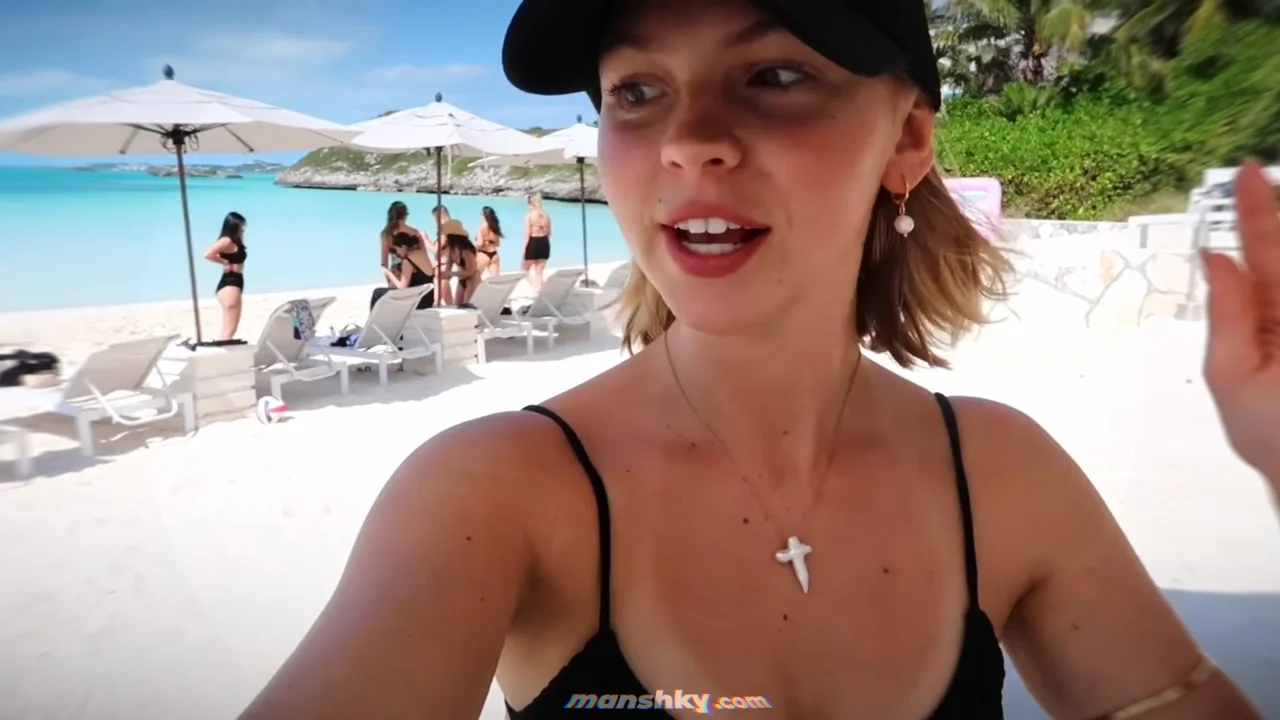 Thumbnail at 0:03