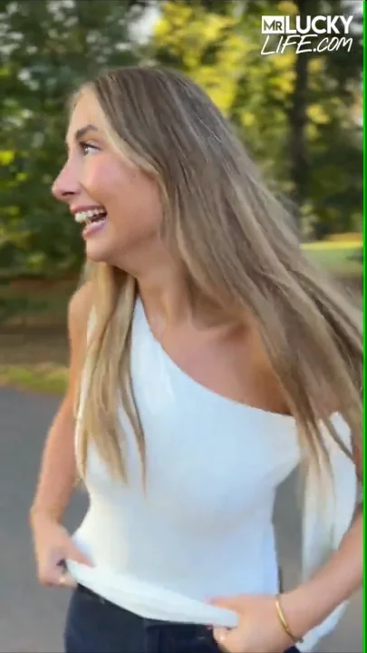 Thumbnail at 0:22