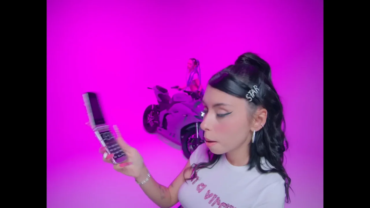 Thumbnail at 0:02