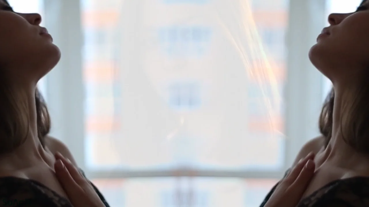 Thumbnail at 0:18
