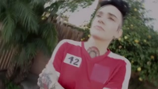 Thumbnail at 0:32