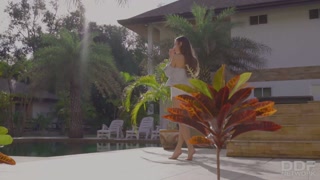 Thumbnail at 0:25