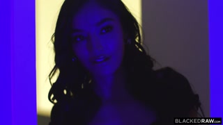 Thumbnail at 0:02