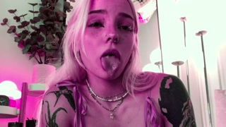 Thumbnail at 0:04