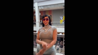 Thumbnail at 0:04
